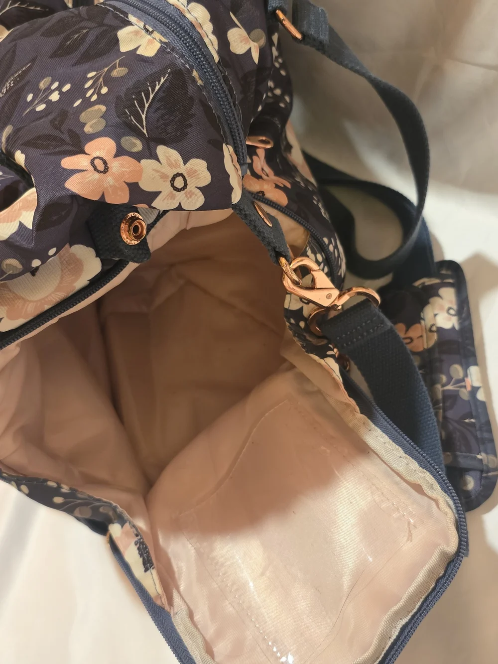 Sarah Wells Breast Pump Bag - Navy with Blush Flowers 